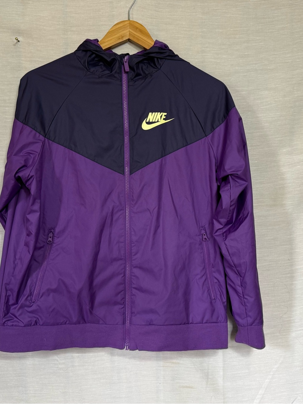 Nike Windrunner Hooded Jacket Purple Dark Purple Colorblock Youth Large